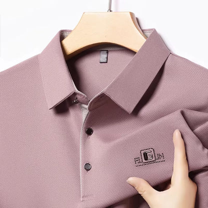 Polo Essential Badge con insignia 