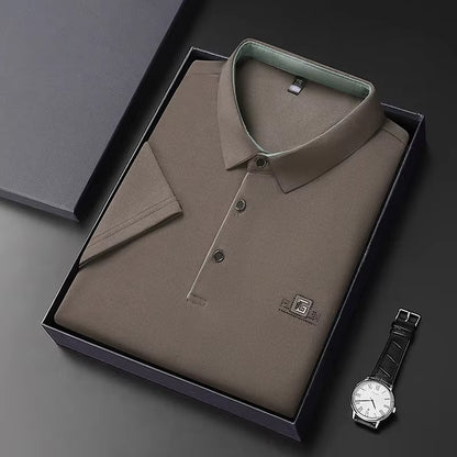 Polo Essential Badge con insignia 