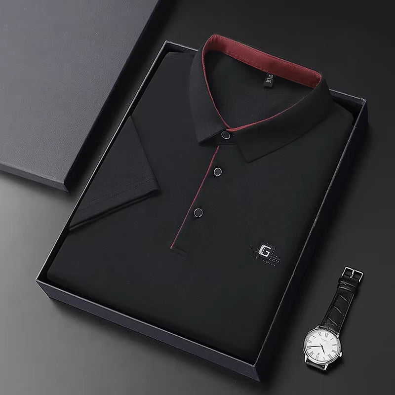 Polo Essential Badge con insignia 